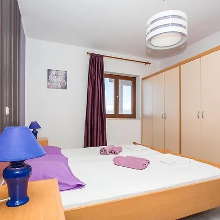 In With Sea View, Balcony, Air Conditioning, Wifi 4687-1 Lejlighed *