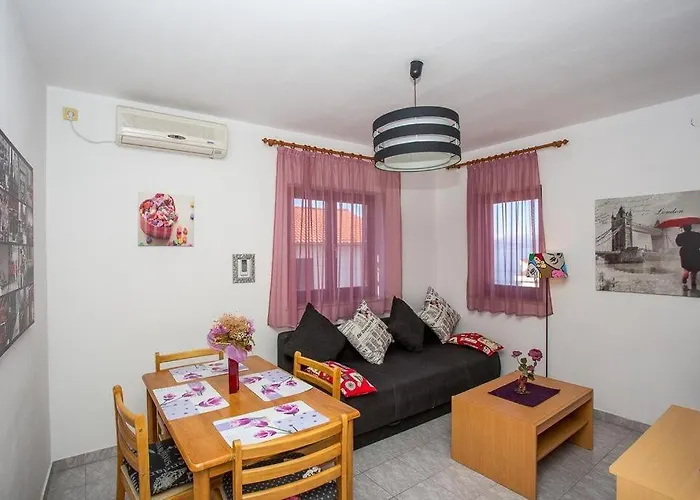In With Sea View, Balcony, Air Conditioning, Wifi 4687-1 Apartamento
