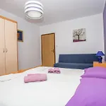 In With Sea View, Balcony, Air Conditioning, Wifi 4687-1 Njivice
