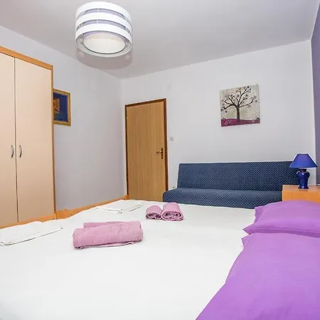 In With Sea View, Balcony, Air Conditioning, Wifi 4687-1 Njivice