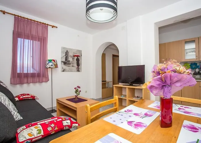 Lejlighed In With Sea View, Balcony, Air Conditioning, Wifi 4687-1