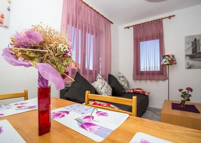In With Sea View, Balcony, Air Conditioning, Wifi 4687-1 Njivice